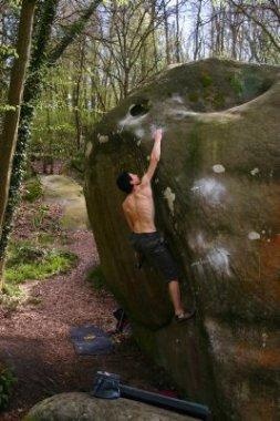 Michele Caminati, Big Dragon 8A+, Petit Bois, Fontainebleau, foto archiv Michele Caminati