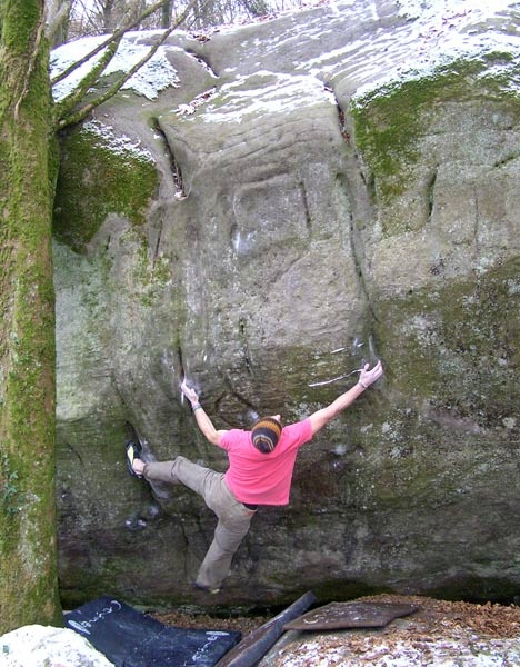 Vincent Pochon, Elephunk 8B, Marlanval, Fontainebleau, foto bleau.info