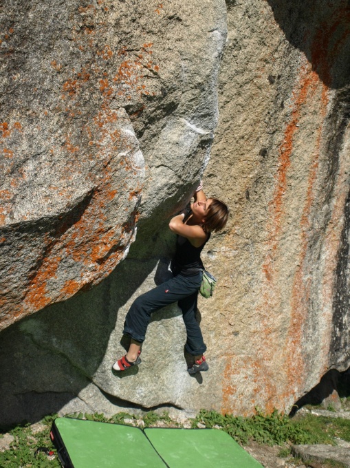 Hana Šantrůčková, Rampe 6B, Sundergrund